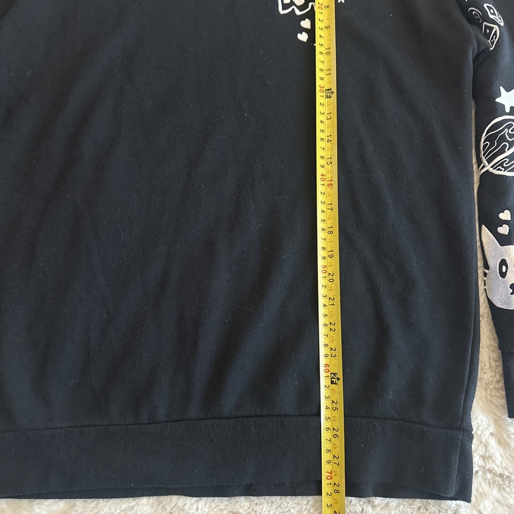 Our Universe Marvel Ms Marvel "Kamala's Doodle" Crew Sweatshirt Size M - Picture 6 of 9